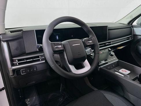 New 2026 Hyundai Santa Fe SE image 9