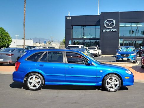 Used 2003 MAZDA Protege5 FWD image 28