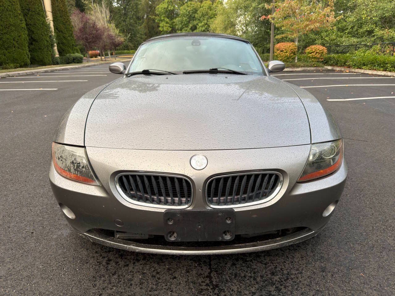 Used 2004 BMW Z4 2.5i RWD image 2