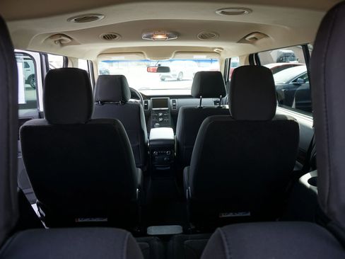 Used 2019 Ford Flex SEL image 12