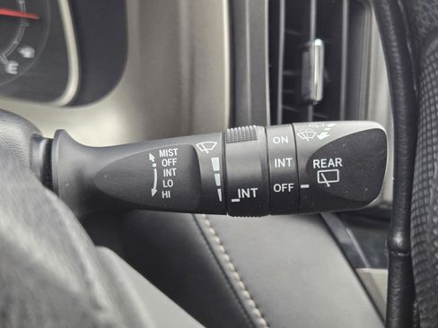 Used 2014 Toyota RAV4 XLE FWD image 17