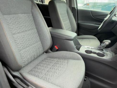 Used 2023 Chevrolet Equinox LT w/ Driver Convenience Package AWD/4WD image 45
