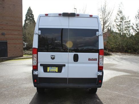 Used 2018 RAM ProMaster 2500 w/ Mopar Trailer Tow Group image 8