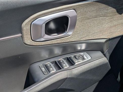 Certified 2023 Kia Sorento S AWD/4WD image 13