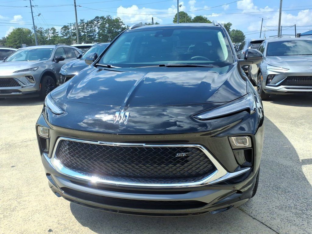 New 2026 Buick Encore GX Sport Touring w/ Comfort Package FWD image 2