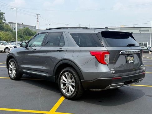 Certified 2023 Ford Explorer XLT w/ Equipment Group 202A AWD/4WD image 8