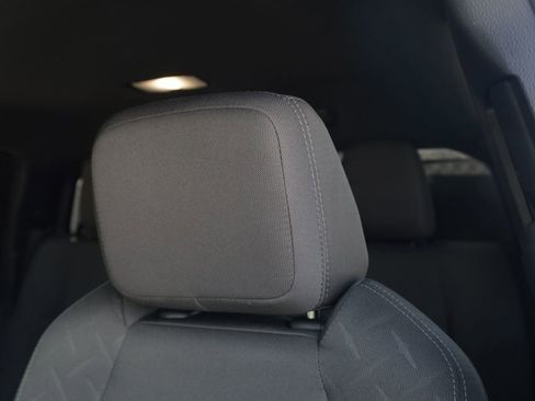 Used 2024 Toyota Tacoma SR5 AWD/4WD image 31