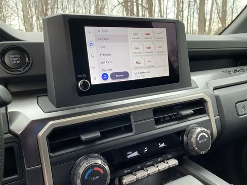 Certified 2025 Toyota Tacoma SR5 image 32