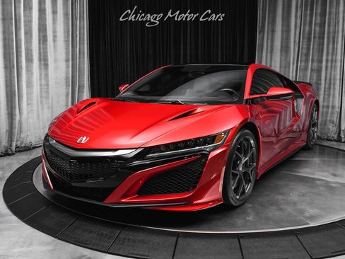 Used 2017 Acura NSX AWD/4WD image 2