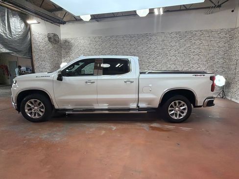 Used 2022 Chevrolet Silverado 1500 LTZ w/ Safety Package II AWD/4WD image 4