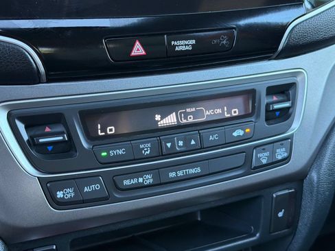 Used 2023 Honda Passport EX-L image 19