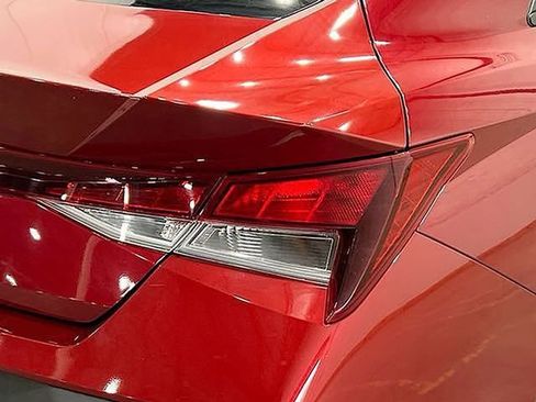 Used 2024 Hyundai Elantra SEL image 41