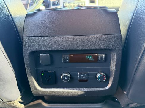 Used 2017 Ford Expedition EL XLT w/ Equipment Group 202A image 13