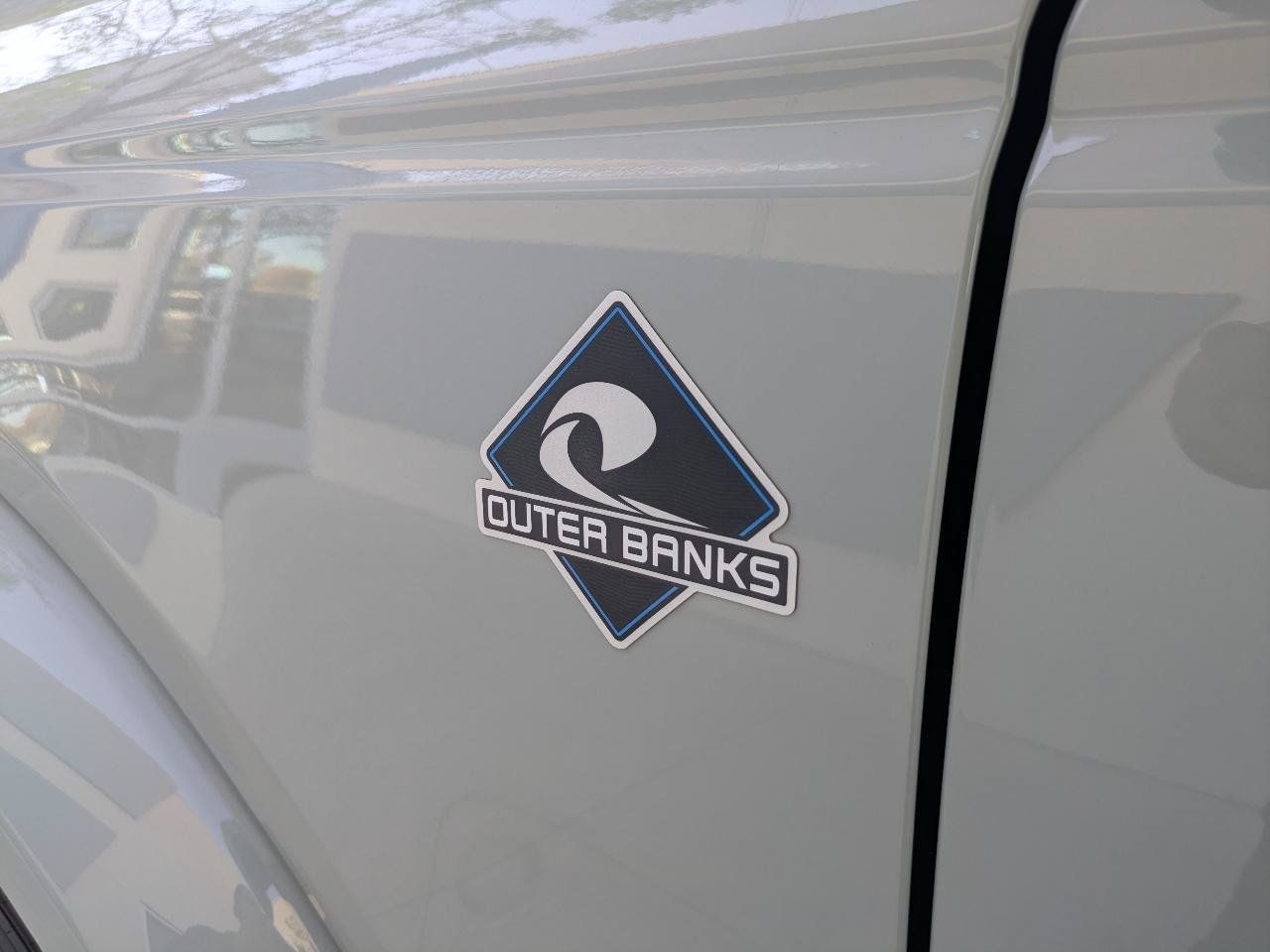 Used 2024 Ford Bronco Outer Banks AWD/4WD image 9