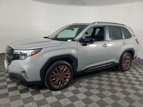 Used 2026 Subaru Forester Sport AWD/4WD image 8