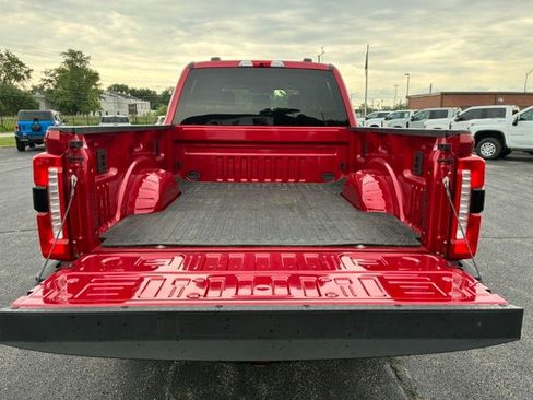 Used 2024 Ford F250 XLT w/ XLT Premium Package AWD/4WD image 5
