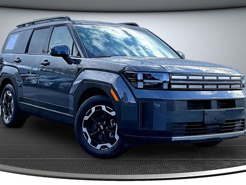 Used 2025 Hyundai Santa Fe SEL image 1