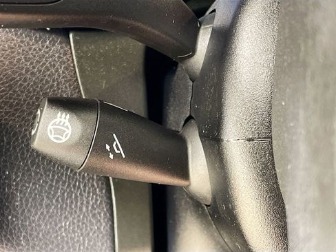 Used 2020 Mercedes-Benz GLC 300 4MATIC image 24