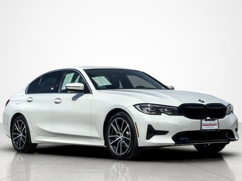 Used 2020 BMW 330i Sedan w/ Driving Assistance Package image 7