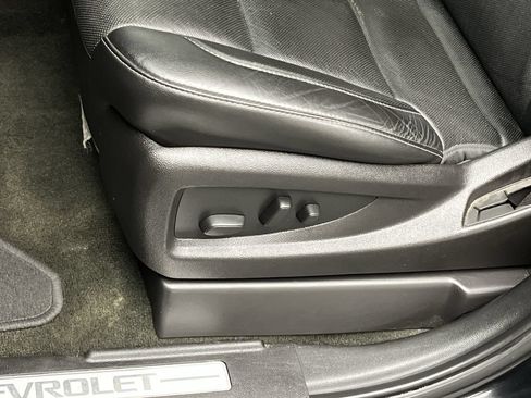 Used 2017 Chevrolet Tahoe Premier AWD/4WD image 12