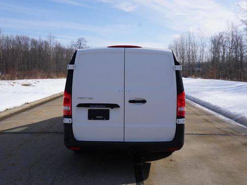 Used 2020 Mercedes-Benz Metris w/ Driver Efficiency Package image 4