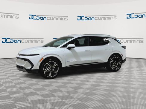 New 2026 Chevrolet Equinox EV LT w/ Convenience Package II image 4