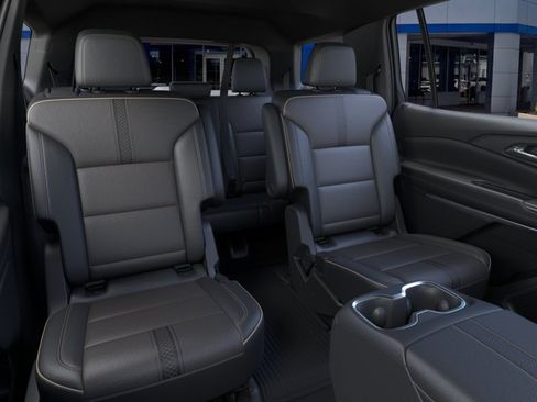 New 2026 Chevrolet Traverse High Country w/ LPO, Floor Liner Package FWD image 17