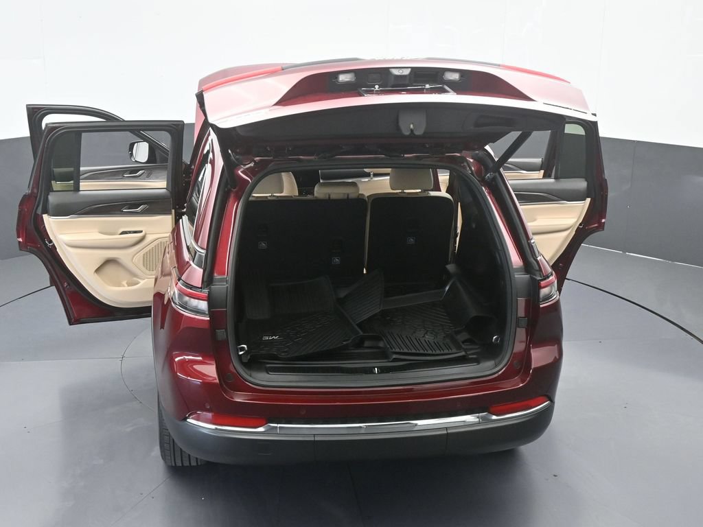 Used 2023 Jeep Grand Cherokee Limited w/ Trailer Tow Prep Group (B) RWD image 68
