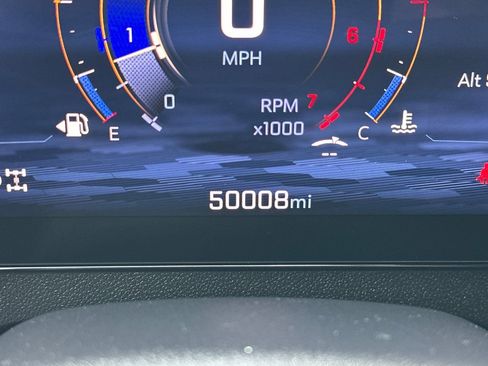 Certified 2024 Chevrolet Traverse LT AWD/4WD image 35