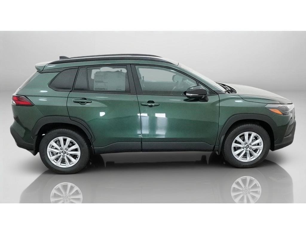 New 2026 Toyota Corolla Cross LE FWD image 12