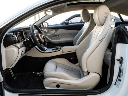 Used 2018 Mercedes-Benz E 400 Coupe image 3