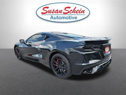 Used 2023 Chevrolet Corvette Stingray Coupe w/ 1LT RWD image 25