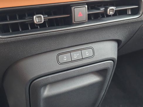 New 2025 Volkswagen ID. Buzz Pro S Plus image 26