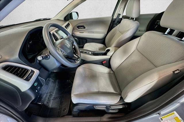 Used 2018 Honda HR-V EX image 18