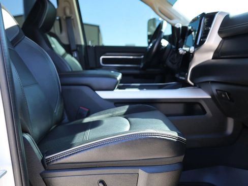 Used 2022 RAM 2500 Laramie image 52