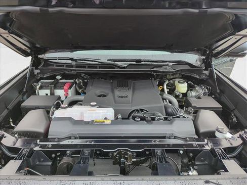 New 2025 Toyota Tundra SR5 image 17