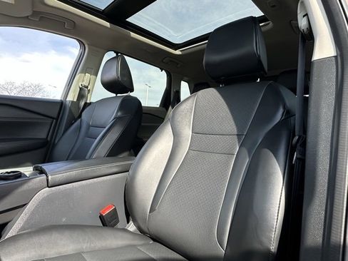 Certified 2024 Nissan Rogue SV w/ SV Premium Package image 27