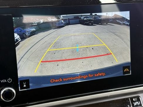 Used 2025 Toyota Camry LE FWD image 18