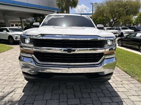 Used 2018 Chevrolet Silverado 1500 LT RWD image 19