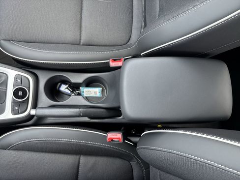 New 2026 Hyundai Venue SEL FWD image 22