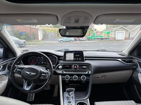 Used 2019 Genesis G70 3.3T Advanced w/ Elite Package image 18