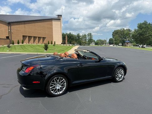 Used 2002 Lexus SC 430 Convertible RWD image 3