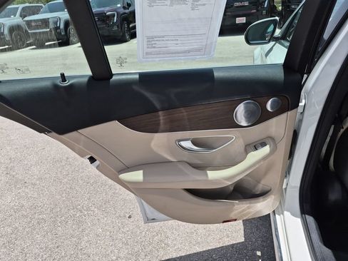 Used 2021 Mercedes-Benz C 300 Sedan image 33