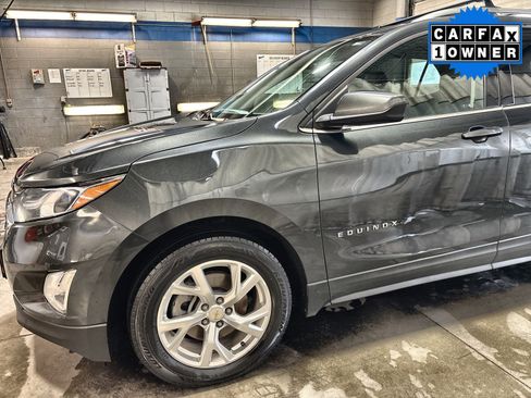Used 2020 Chevrolet Equinox LT AWD/4WD image 16