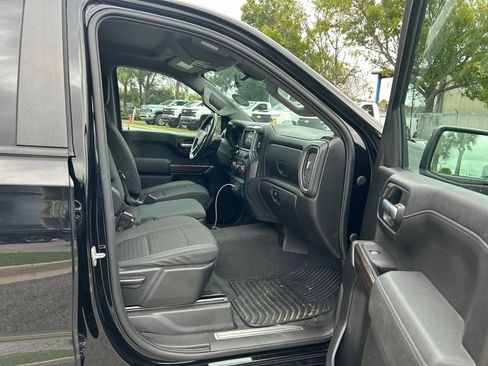 Used 2021 Chevrolet Silverado 1500 LT image 11