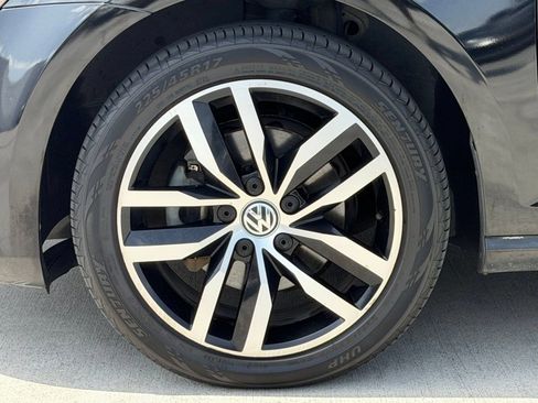 Used 2016 Volkswagen Golf SE FWD image 12