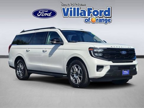 Certified 2025 Ford Expedition Max Active AWD/4WD image 1