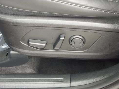Used 2024 Kia Sorento S AWD/4WD image 17