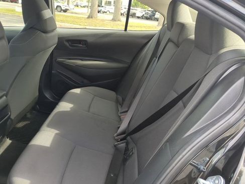 Used 2022 Toyota Corolla LE image 13