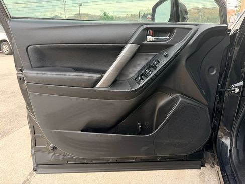 Used 2014 Subaru Forester 2.0XT Premium image 21